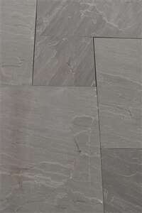 Dalle en pierre naturelle Grés KANDLA Grey surface brute, côtés sciés, multiformat L. 30/60 x l. 30/60 cm x Ép. 20 mm