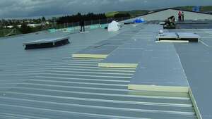 Panneau PU pour toiture terrasse EFIGREEN® ACIER L. 2500 x l. 1200 x Ép. 100 mm - R=4,35 m².K/W