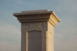 Pilier complet coulé WESER CHAMBORD en pierre reconstituée blanc tradition L. 45 x l. 45 x H. 216 cm