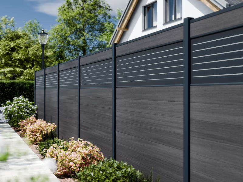 Lame de clôture en bois composite coextrudé FIBERDECK PREMIUM emboîtable pour clôture FIBERDECK BOSTON décors bois dark grey H. 150 x Ép. 21 mm - L. 178 cm - Lot de 4 pièces