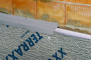 Profilé de bordure en PVC dur réglable DELTA®-TERRAXX gris clair L. 2 x l. 0,180 m - Carton de 20 pièces