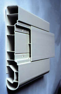Planche de rive alvéolaire en PVC blanc signalisation - 150x25 mm - L. 6 m