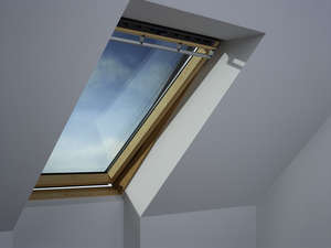 Fenêtre de toit à rotation manuelle PIVOTHUNG GGL SK06 blanche l. 114 x H. 118 cm